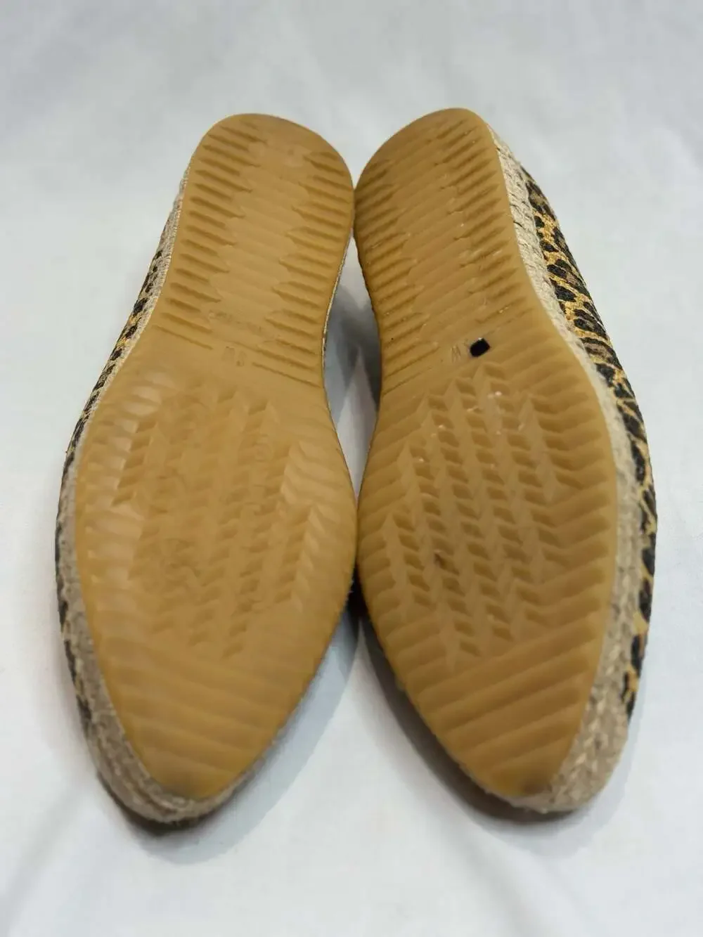 Stuart Weitzman Leopard Print Espadrille Flats Size 7.5M‎